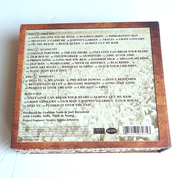 CSNY 1974 (CROSBY, STILLS, NASH & YOUNG)  3-CD + DVD + 198 PAGE BOOKLET - Picture 2 of 12